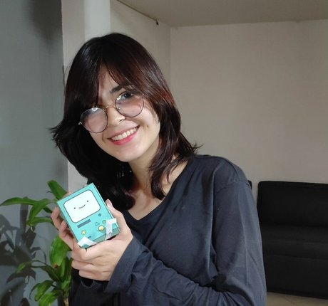 evee meow modèle xxx galerie