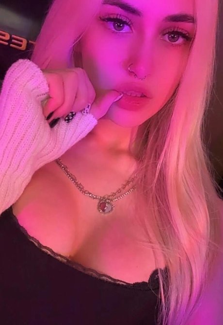 Morana Battory actrice de sexe images