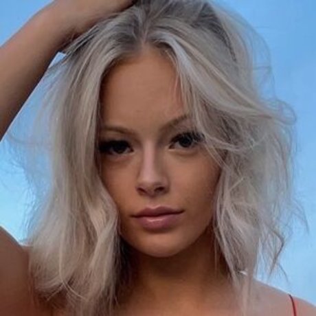 Mk6bby modèle pornographique image