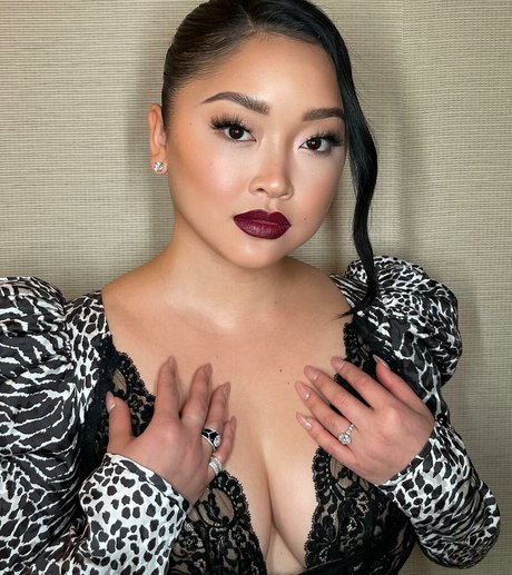 Lana Condor beau modèle image