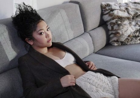 Lana Condor actrice porno collection