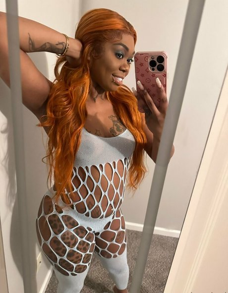 fmereloaded modèle magnifique img