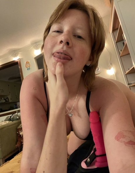 Luvliii star du porno image