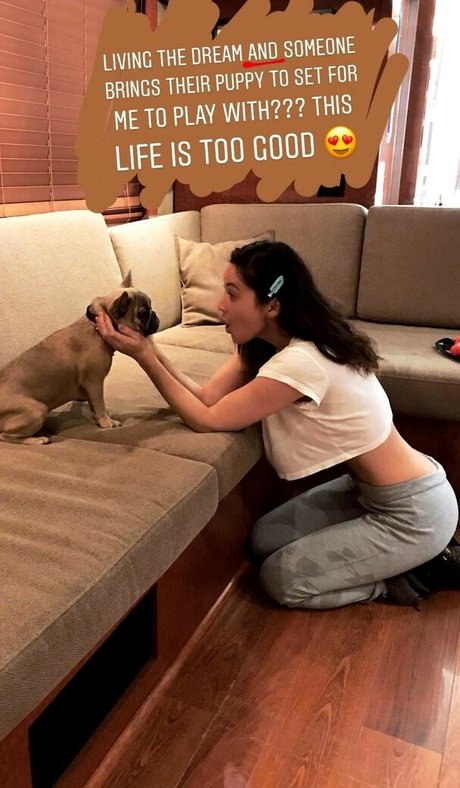 Olivia Munn nus de stars du porno img