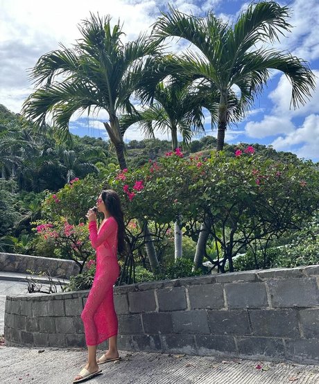 Shay Mitchell Profilfoto