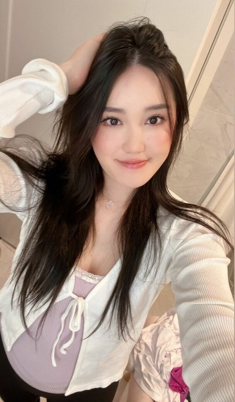 AngelsKimi actrice érotique img