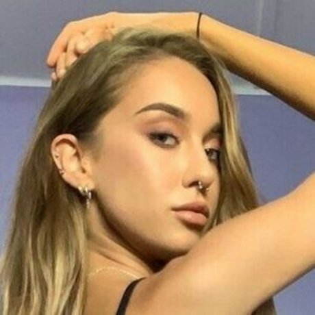 Jemma Morgan haut modèle photo