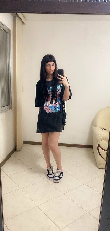 Julia Diotti modèle parfait archive