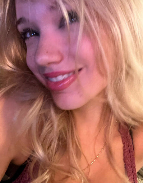 Mikahhlynn star du porno hd images