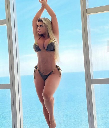 Denise Rocha star du porno sexy galeries