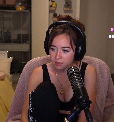 Mayahiga étoile érotique galeries