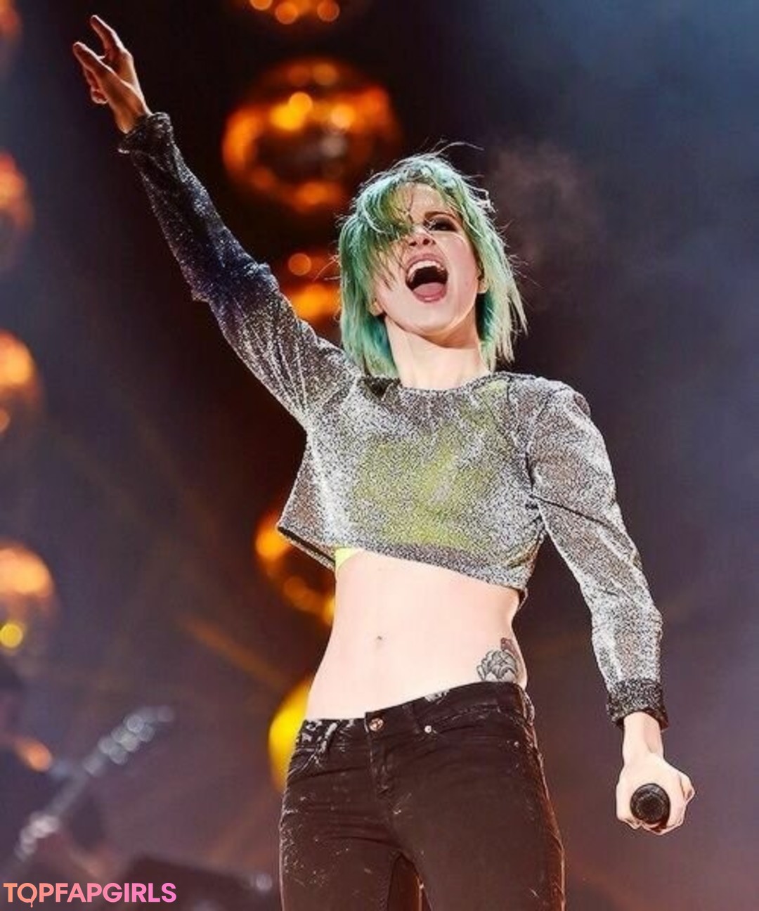 Hayley Williams modèle chaud photo