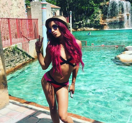 Sasha Banks mannequin photos