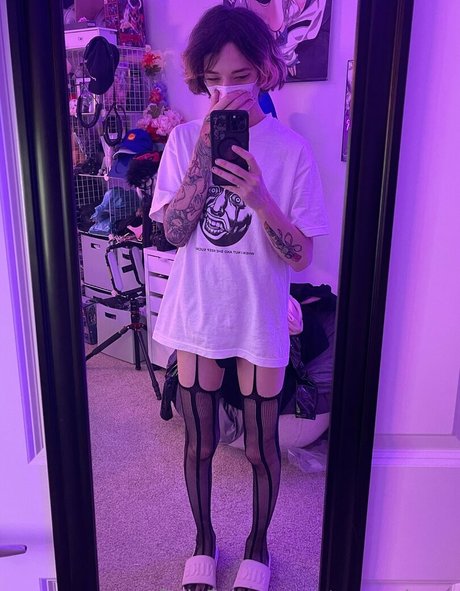 Stormy buns modèle sympa des photos