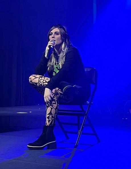 Demondice Karen art star du porno des photos