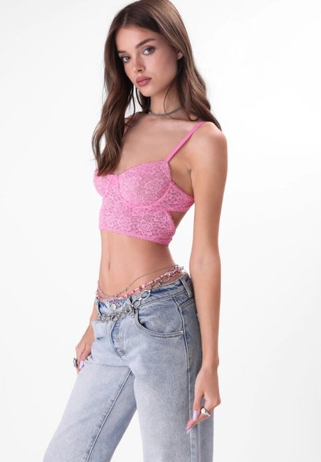 Anna Zak star du porno adulte archive