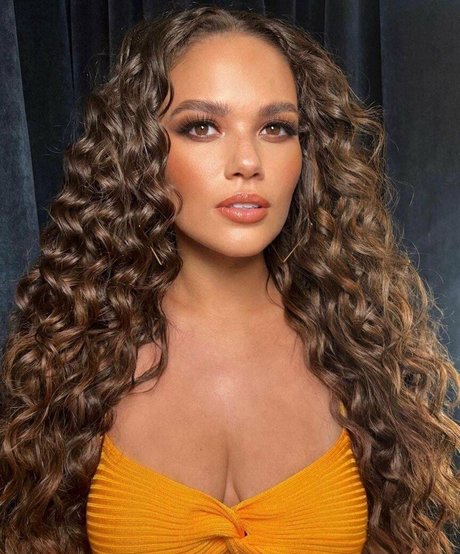 Madison Pettis nus star du porno collection