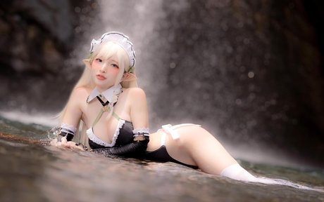 ébène maigre onlyfans plutôt sexy des photos