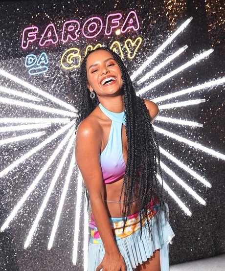 Gleici Damasceno étoile adulte image