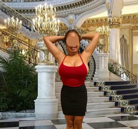 HotJade star du porno sympa img