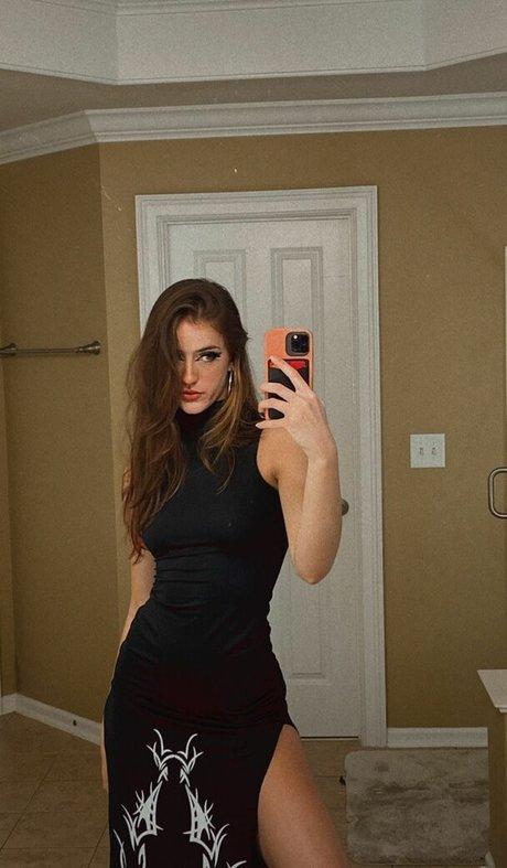 luweazl modèle xxx photo