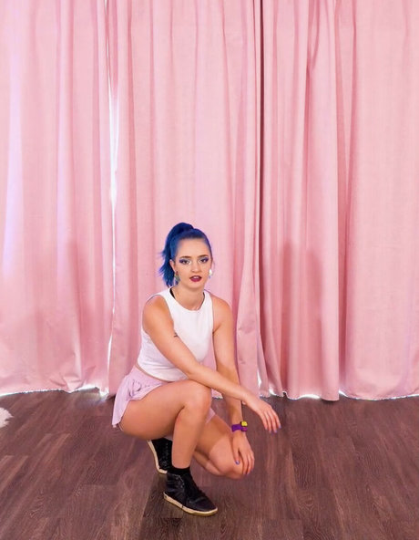 Littlesiha star du porno exclusive archive