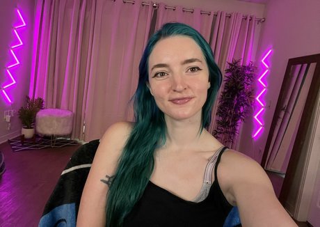 jeunes nus onlyfans qualité supérieure des photos