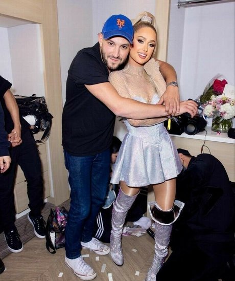 Paris Hilton étoile de haute qualité collection