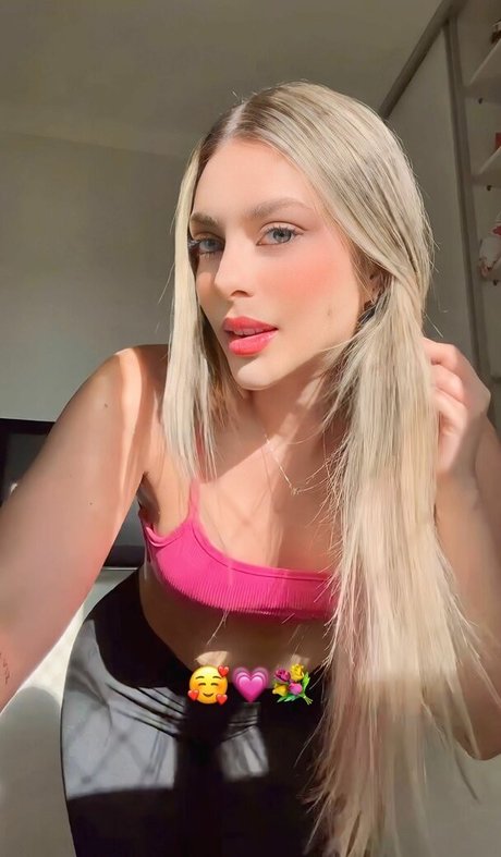 Carolina Paiva modèle porno galeries