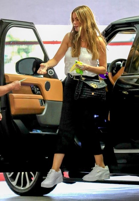 milf blonde aux courbes onlyfans haute qualité meilleur galeries