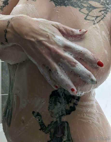 xlunakali joli modèle des photos