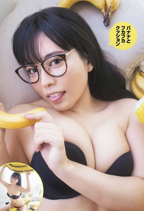 Umi Shinonome star du porno exclusive image