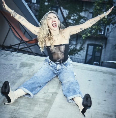 Miley Cyrus beau modèle img