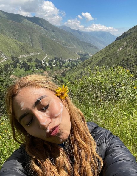 Artemis Carmona star du porno image