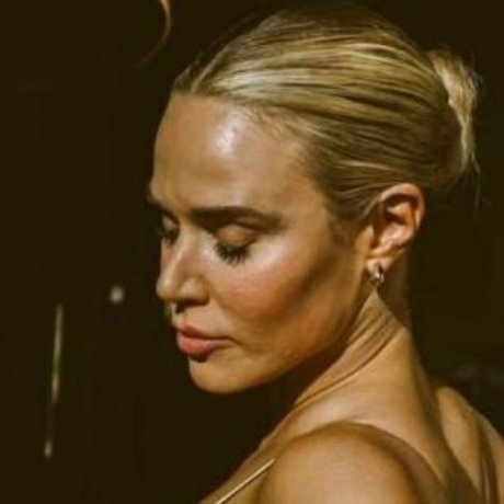 Lana WWE modèle pornographique images