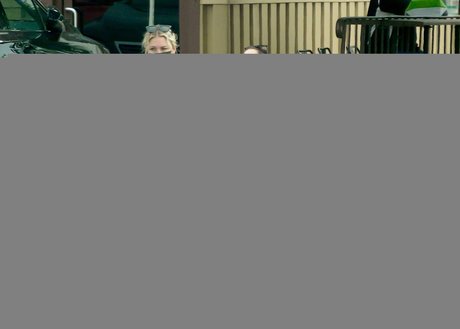 Ashley Benson jolie star du porno galerie