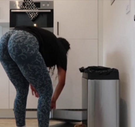 Leila Berisha modèle adulte galerie