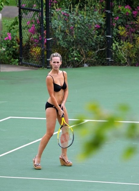 chatte dégoulinante et humide onlyfans nu gratuit galerie