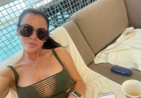 romanova 69 sexe de star du porno des photos