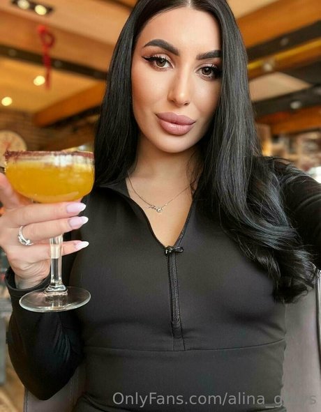 alina greys jolie étoile des photos