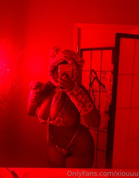 Xiouuu modèle hd des photos