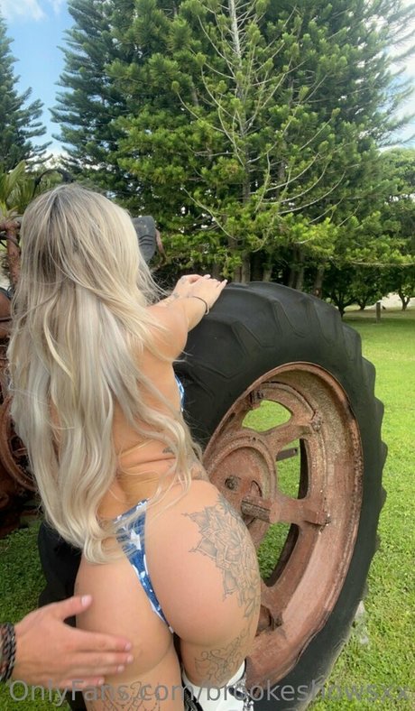 brookeshowsxx modèle sexy galerie