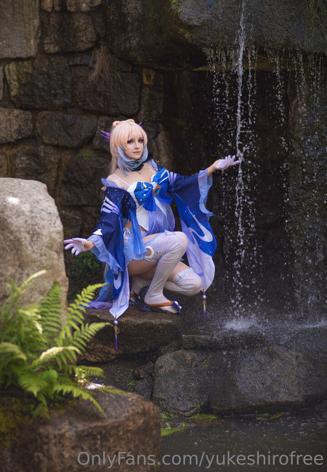 yukeshirofree modèle exclusif img