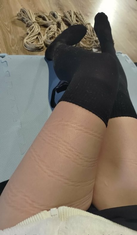 yukeshirofree modèle de haute qualité image