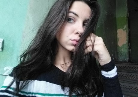 Wiktoria Bystron nus étoiles archive