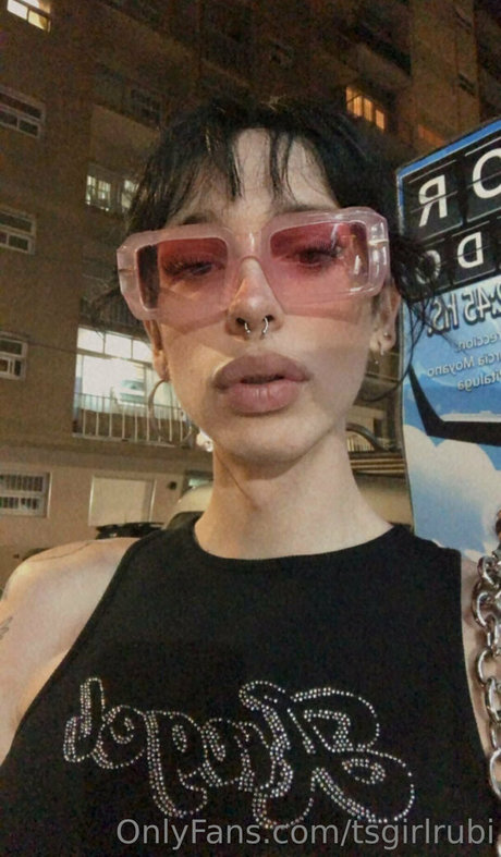 tsgirlrubi modèle magnifique photos