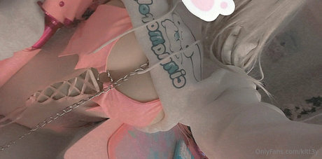 kltt3y étoile nue archive