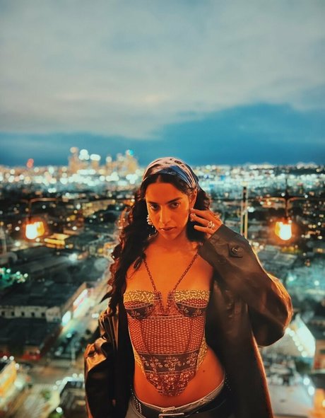 Marina Sena star pornographique archive