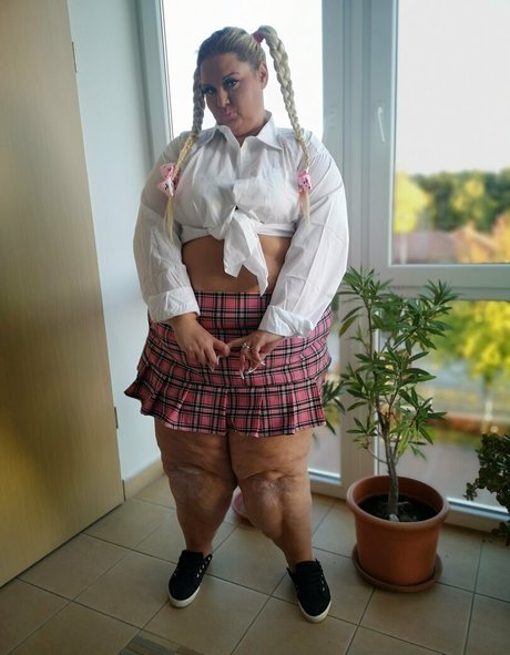 barbiessbbw star du porno adulte des photos