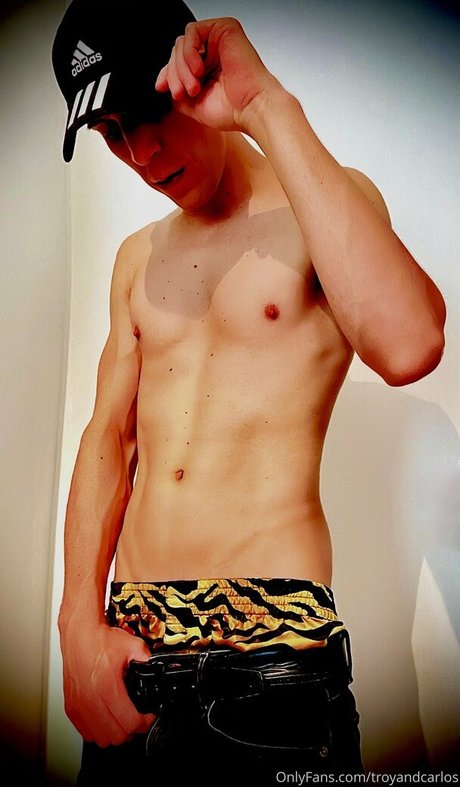 satin boys tc star du porno parfaite photo